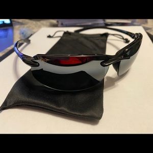 MAUI JIM 412-02 BANYANS GRY BLACK POLARIZED NEW